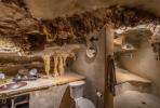 Najluksuzniji hotel u pećini traži novog vlasnika